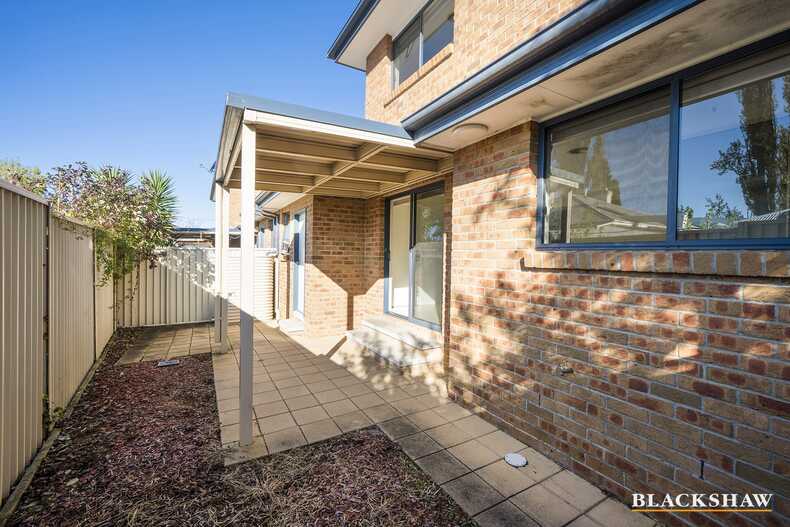 Level 1/3/19 Donald Road Queanbeyan