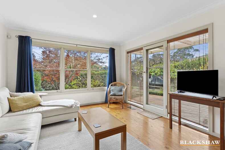 8 Hamilton Row Yarralumla 8 Hamilton Row Yarralumla