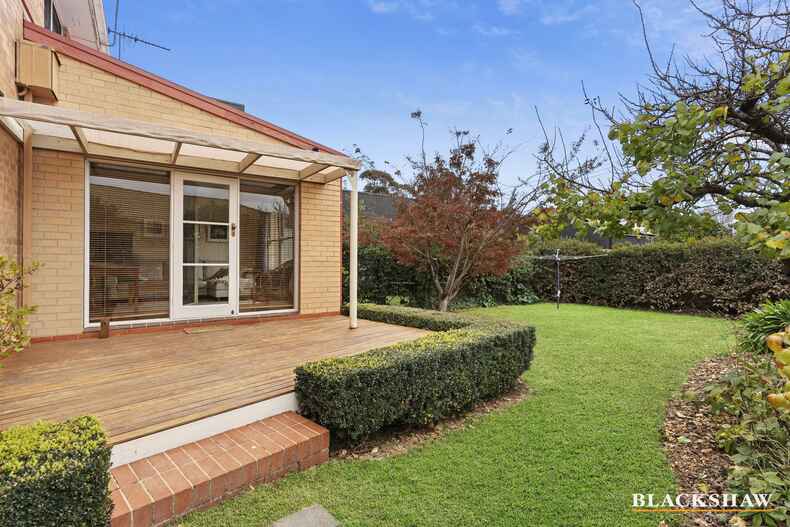 8 Hamilton Row Yarralumla 8 Hamilton Row Yarralumla