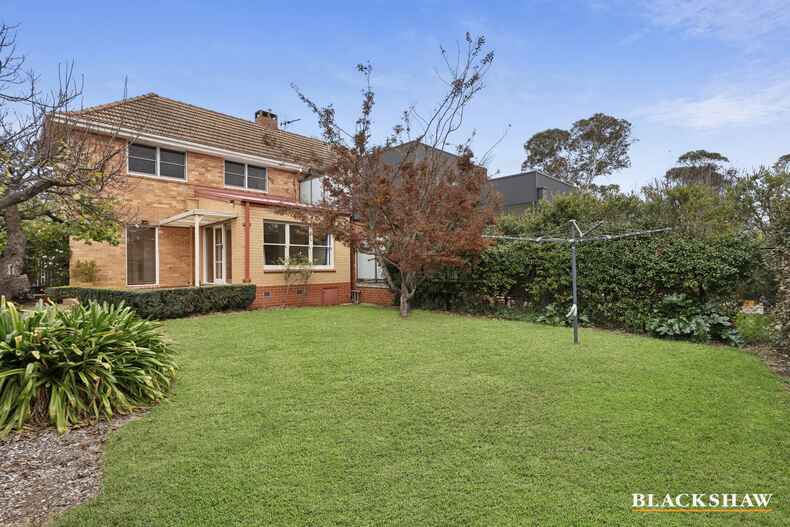 8 Hamilton Row Yarralumla 8 Hamilton Row Yarralumla