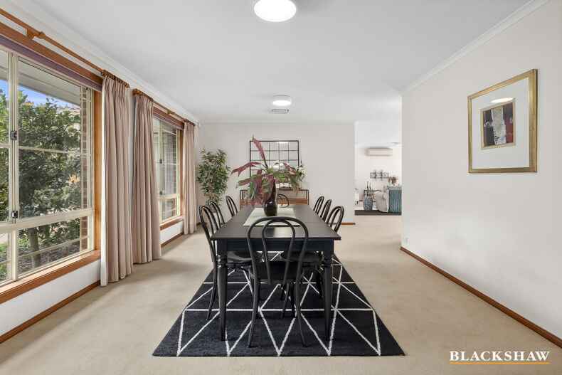 15 Shepherdson Place Isaacs