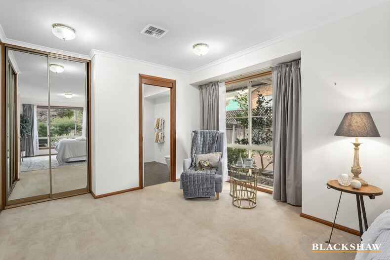 15 Shepherdson Place Isaacs