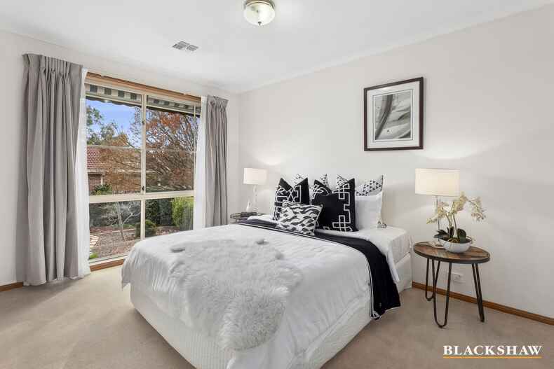 15 Shepherdson Place Isaacs