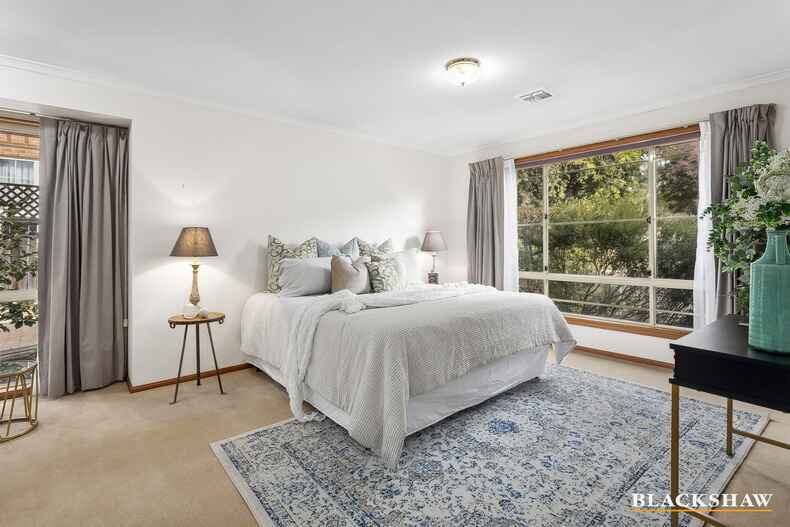 15 Shepherdson Place Isaacs