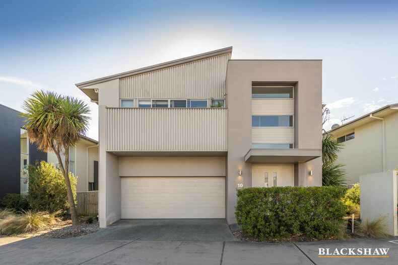 10/45 Dobbin Circuit Nicholls