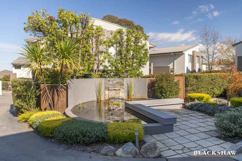 10/45 Dobbin Circuit Nicholls