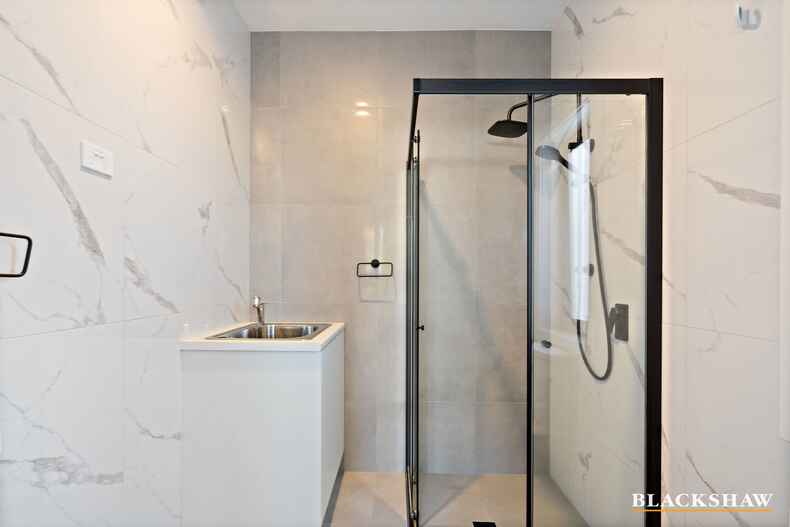 9 Kerry Crest Whitlam