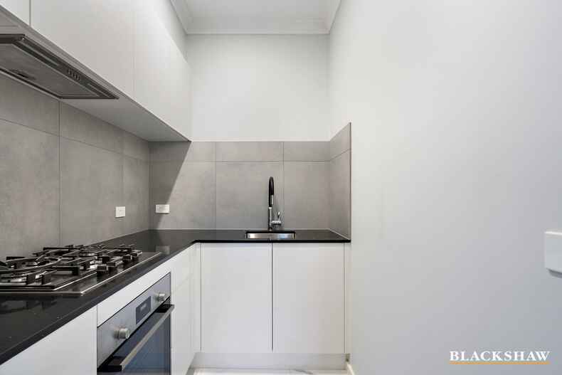 9 Kerry Crest Whitlam