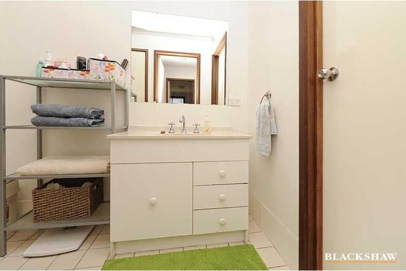 23 Ern Florence Crescent Theodore 23 Ern Florence Crescent Theodore