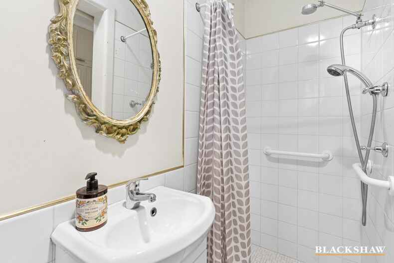 10 Wynter Place Hughes