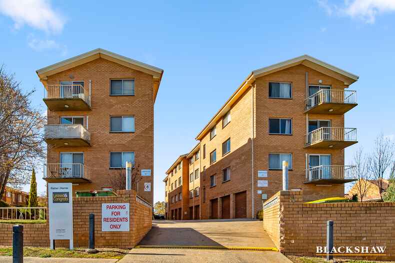 4/3-5 Davison Street Queanbeyan