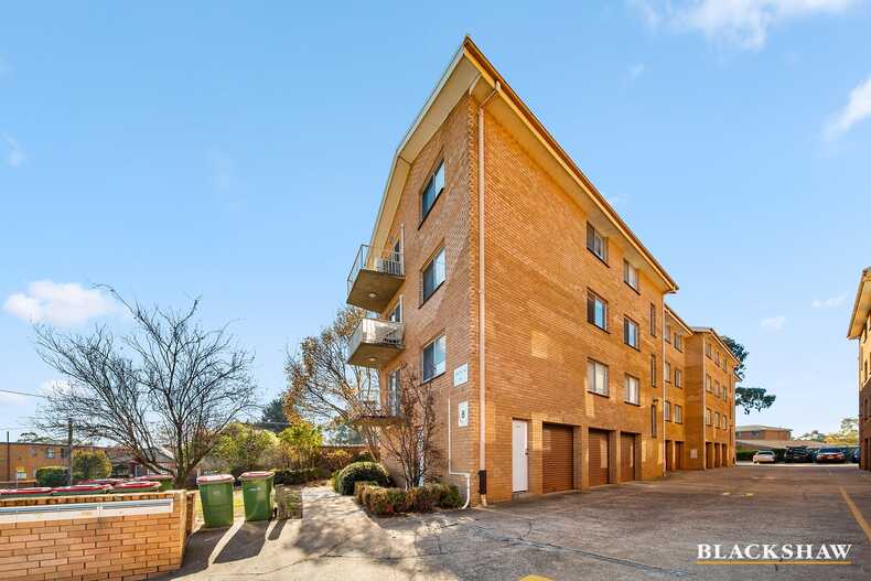 4/3-5 Davison Street Queanbeyan