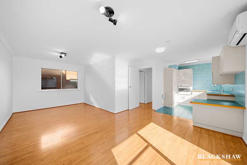 4/3-5 Davison Street Queanbeyan