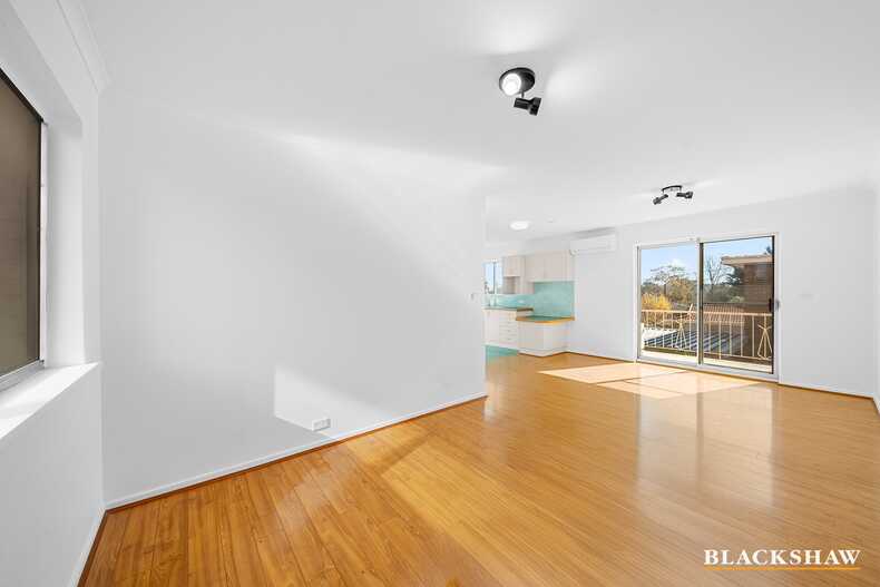 4/3-5 Davison Street Queanbeyan