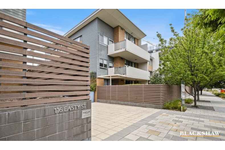 128/116 Easty Street Phillip