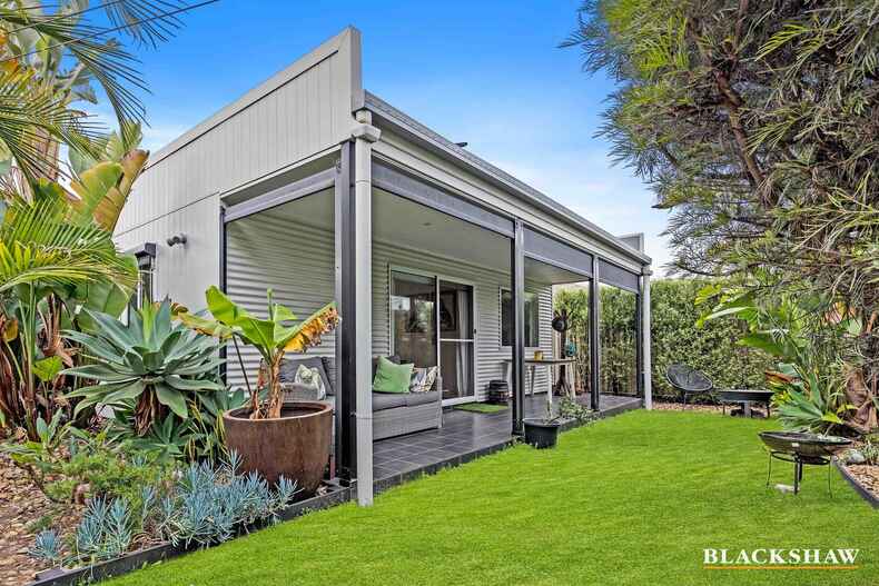 6 Griffiths Run Broulee