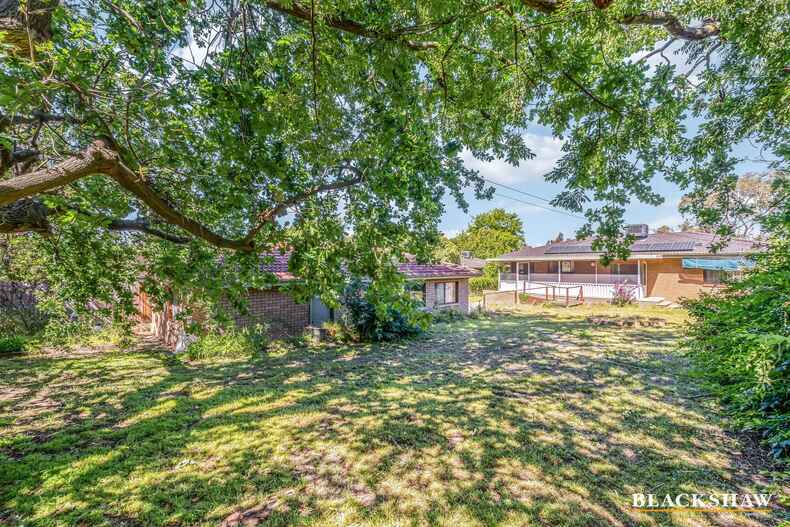 273 Kingsford Smith Drive Spence 273 Kingsford Smith Drive Spence