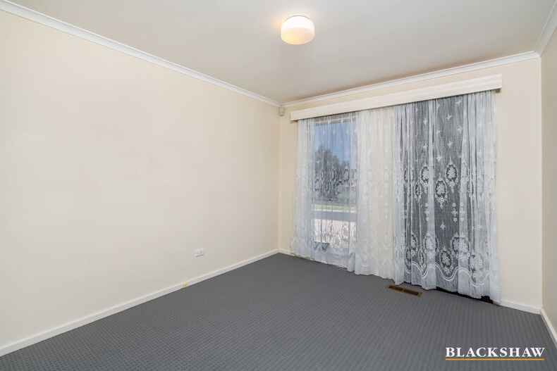 273 Kingsford Smith Drive Spence 273 Kingsford Smith Drive Spence