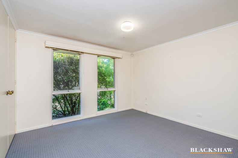 273 Kingsford Smith Drive Spence 273 Kingsford Smith Drive Spence