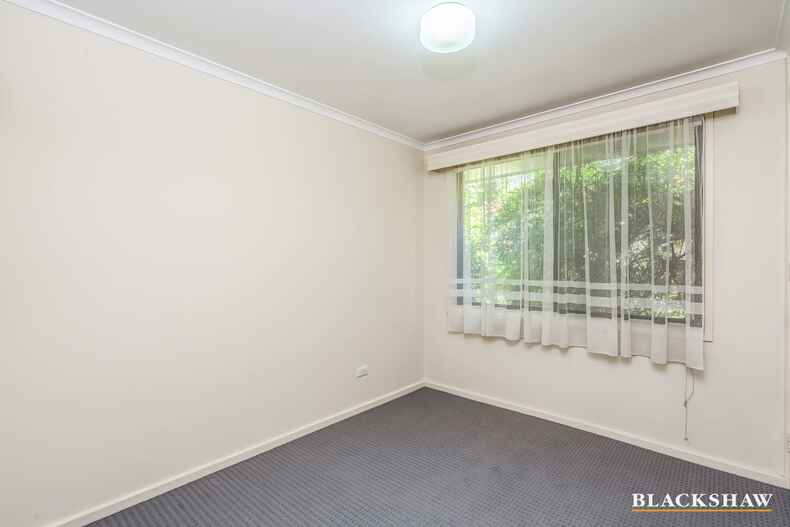 273 Kingsford Smith Drive Spence 273 Kingsford Smith Drive Spence