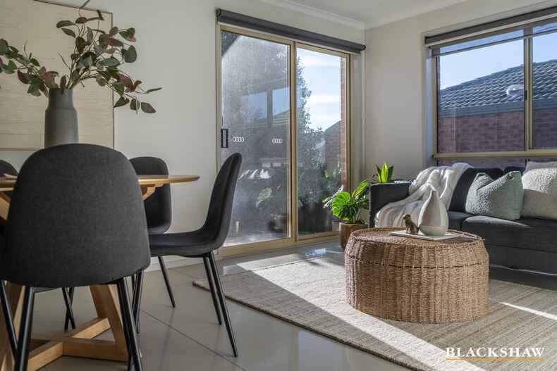 8 Lockhart Place Amaroo