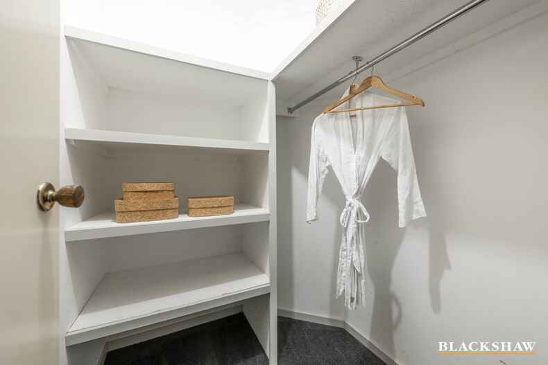 8 Lockhart Place Amaroo