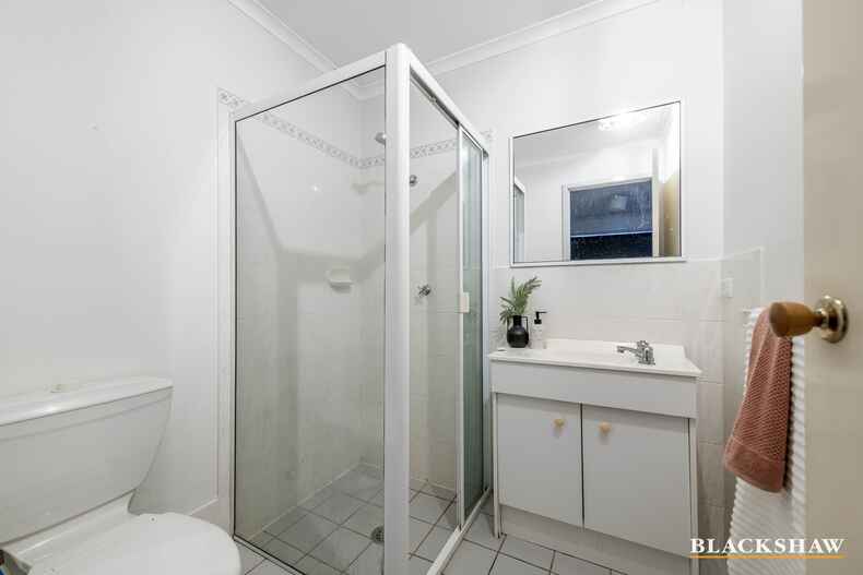 8 Lockhart Place Amaroo