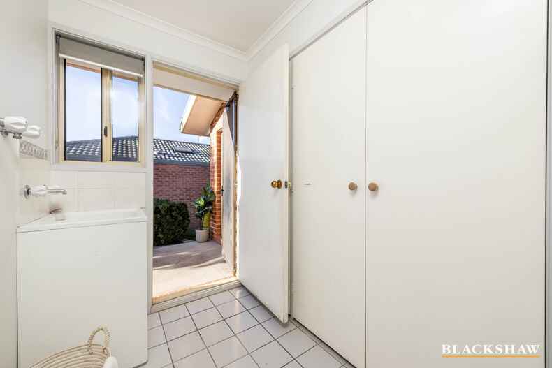 8 Lockhart Place Amaroo