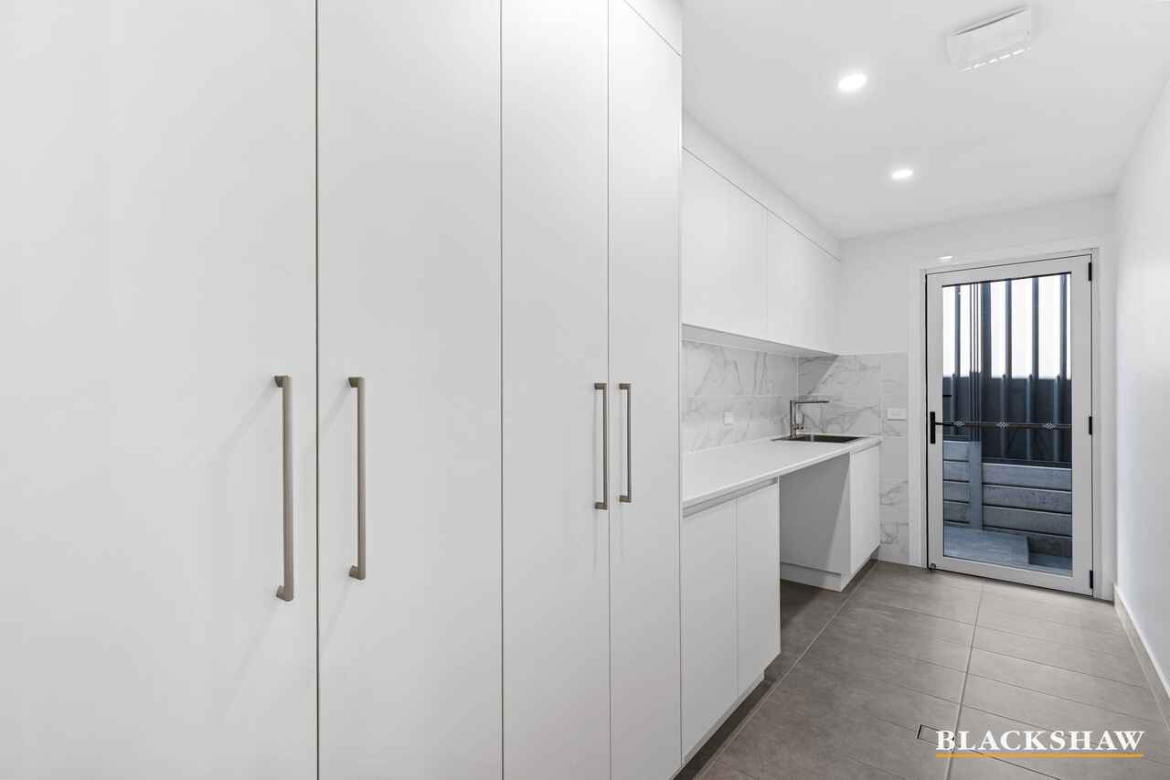 6 Throsby Crescent Sunshine Bay