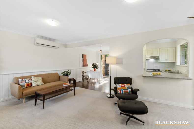 5/2 Lisa Place Sunshine Bay