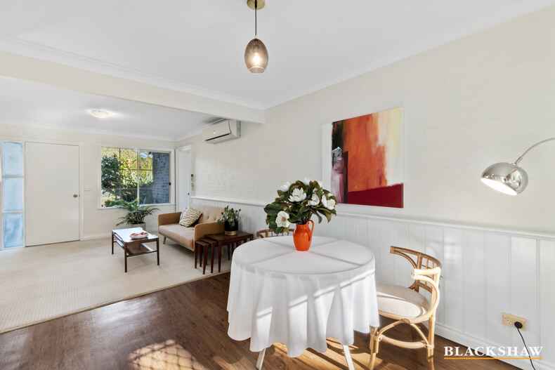 5/2 Lisa Place Sunshine Bay