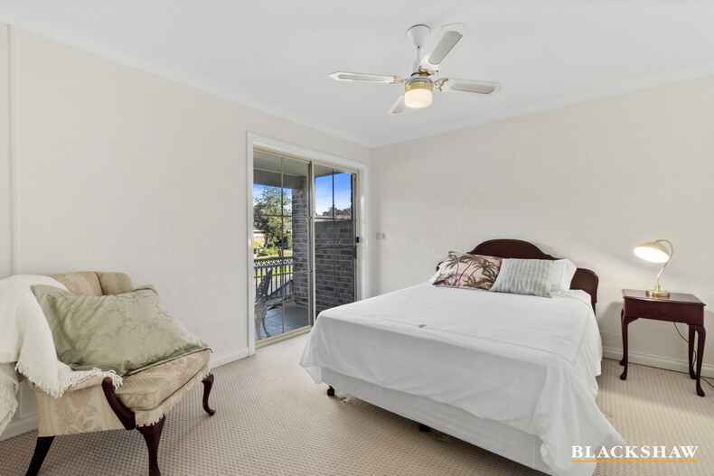 5/2 Lisa Place Sunshine Bay