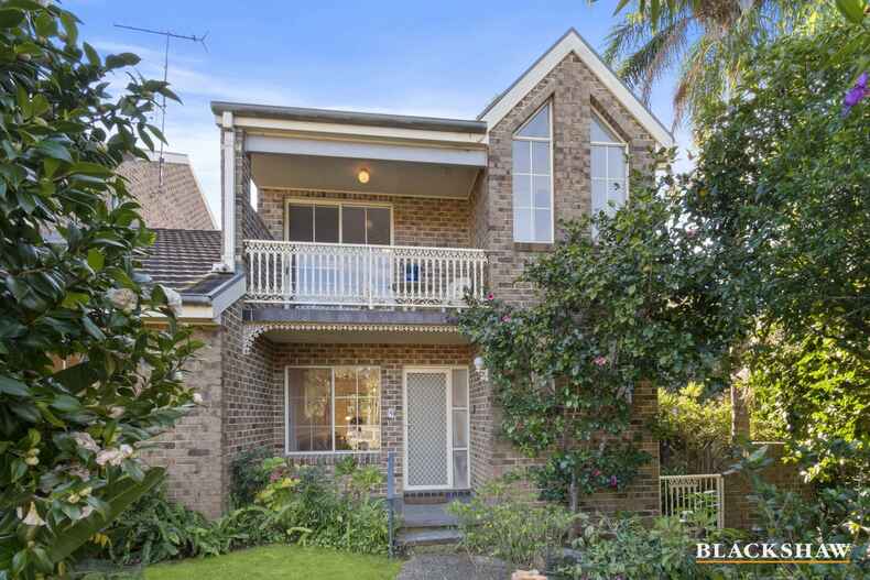 5/2 Lisa Place Sunshine Bay