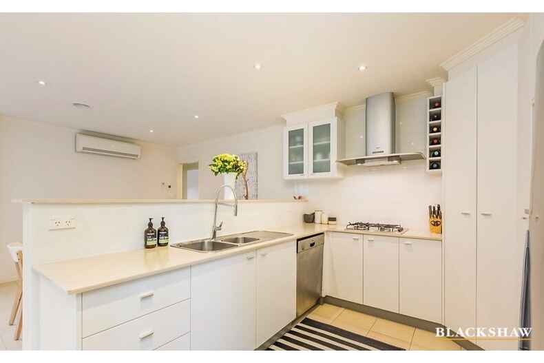 11/12 Redwater Place Amaroo