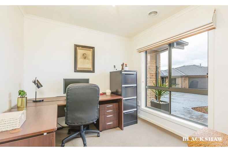 11/12 Redwater Place Amaroo