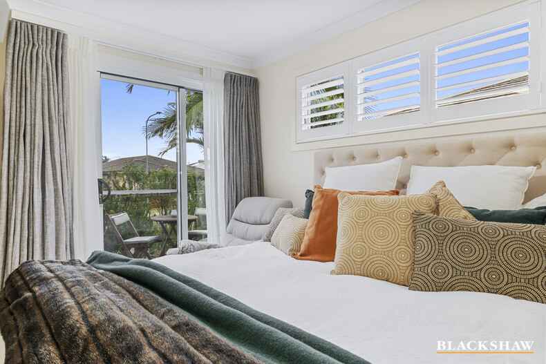 6 Griffiths Run Broulee