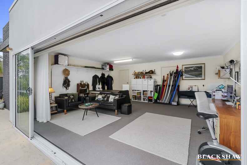 6 Griffiths Run Broulee