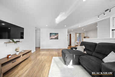 9/17 Brudenell Drive Jerrabomberra