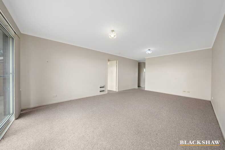 96/15 John Cleland Crescent Florey