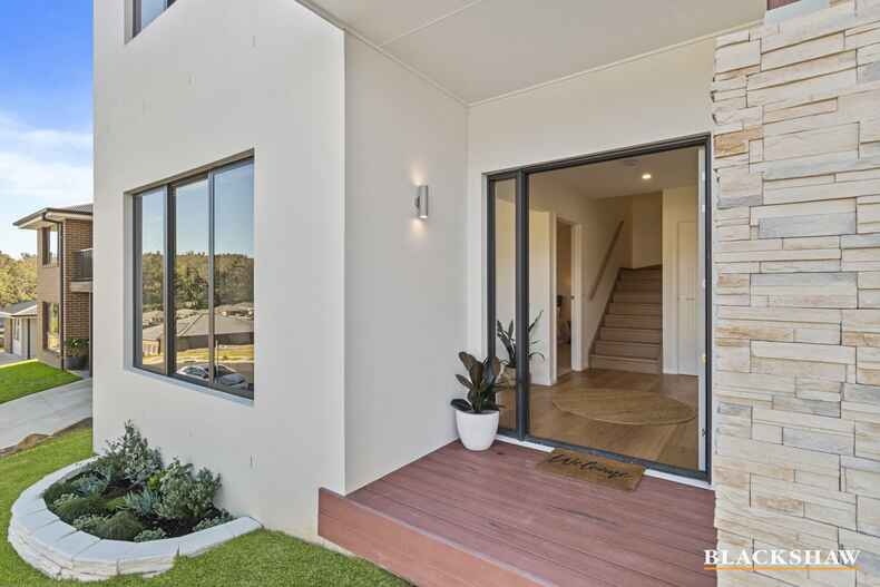106 Freycinet Drive Sunshine Bay 106 Freycinet Drive Sunshine Bay