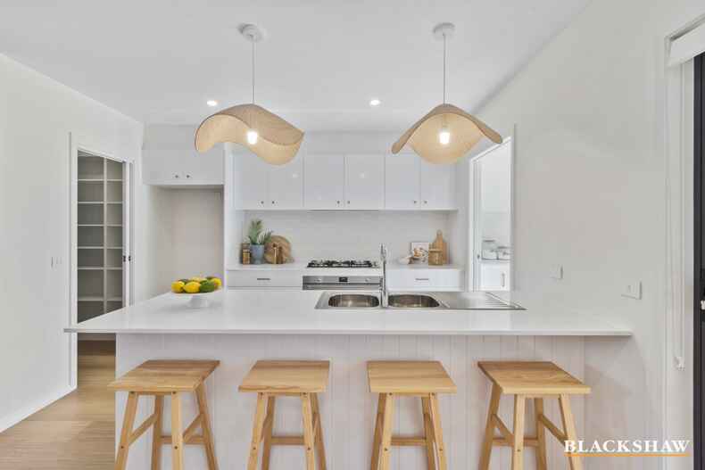 106 Freycinet Drive Sunshine Bay 106 Freycinet Drive Sunshine Bay