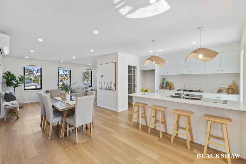 106 Freycinet Drive Sunshine Bay 106 Freycinet Drive Sunshine Bay