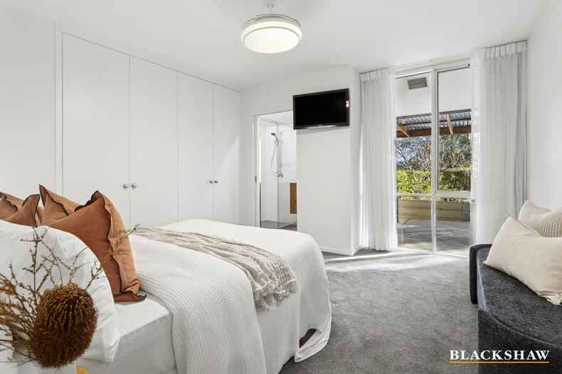 2/1 Cabarita Terrace O'Malley 2/1 Cabarita Terrace O'Malley