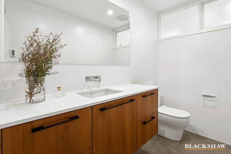 2/1 Cabarita Terrace O'Malley 2/1 Cabarita Terrace O'Malley