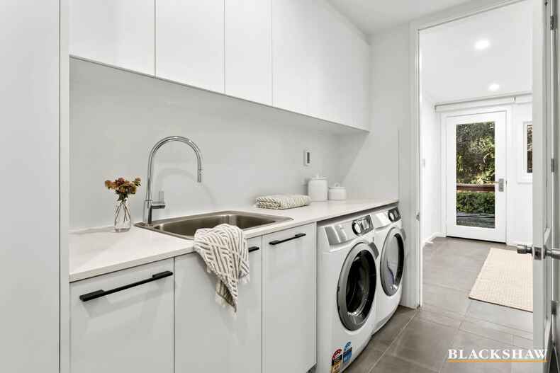 2/1 Cabarita Terrace O'Malley 2/1 Cabarita Terrace O'Malley