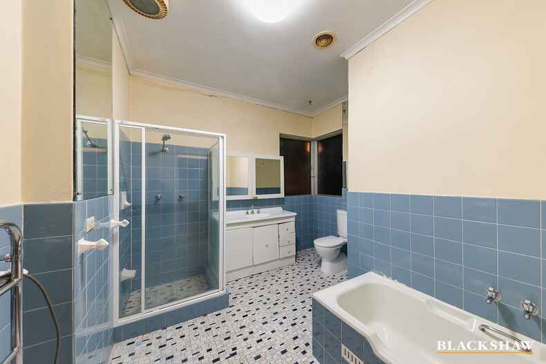 84A Canberra Avenue Griffith 84A Canberra Avenue Griffith