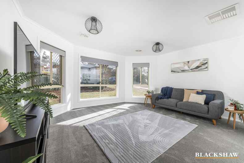 16 Massie Place Nicholls