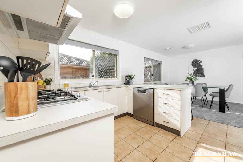 16 Massie Place Nicholls