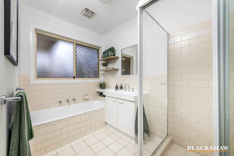 16 Massie Place Nicholls