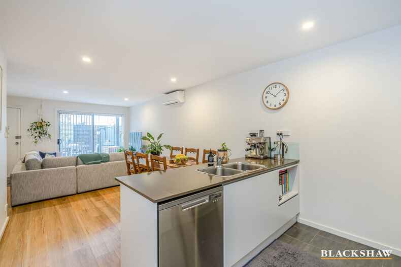 46/41 Pearlman Street Coombs 46/41 Pearlman Street Coombs
